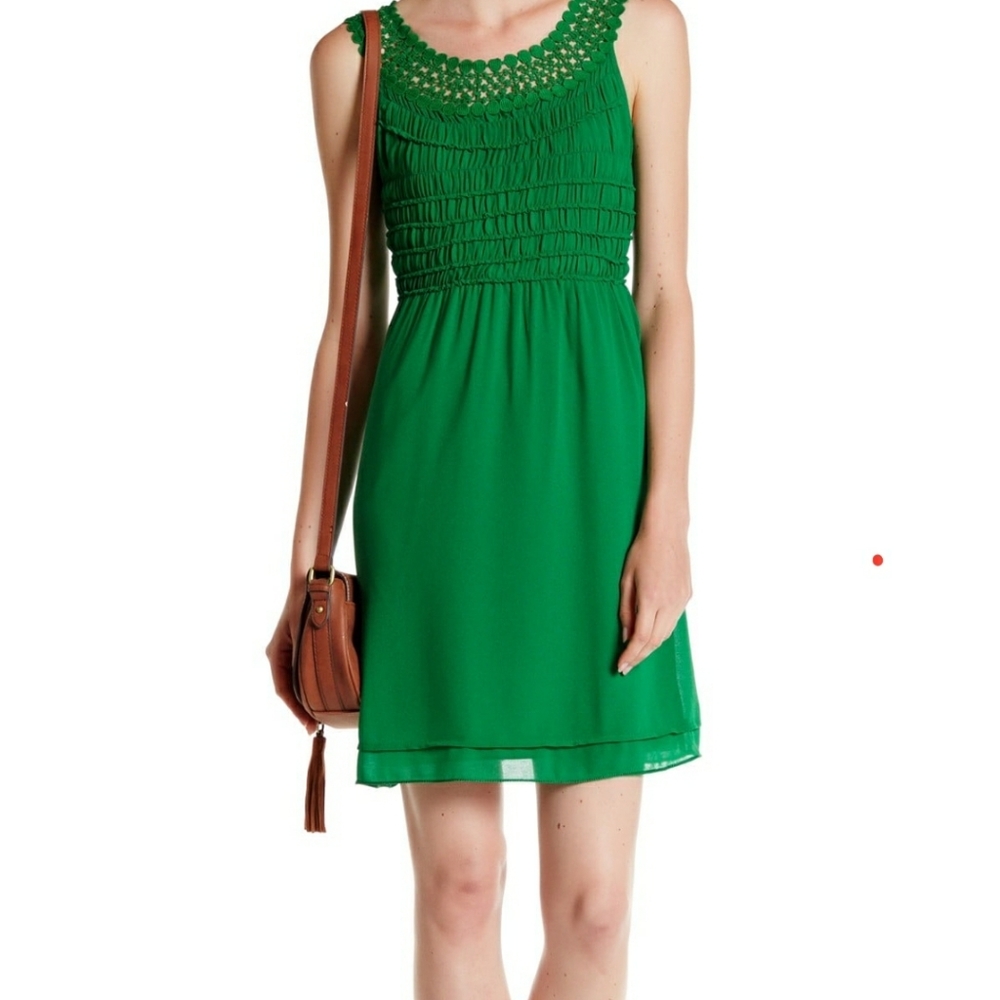 Medium NEW Max Studio Dress Green